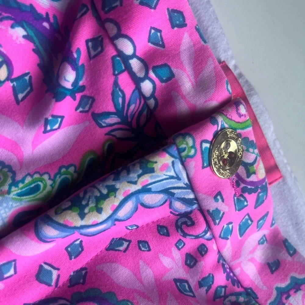 Lilly Pulitzer Buttercup Flamingo Scalloped Shorts - Picture 6 of 8